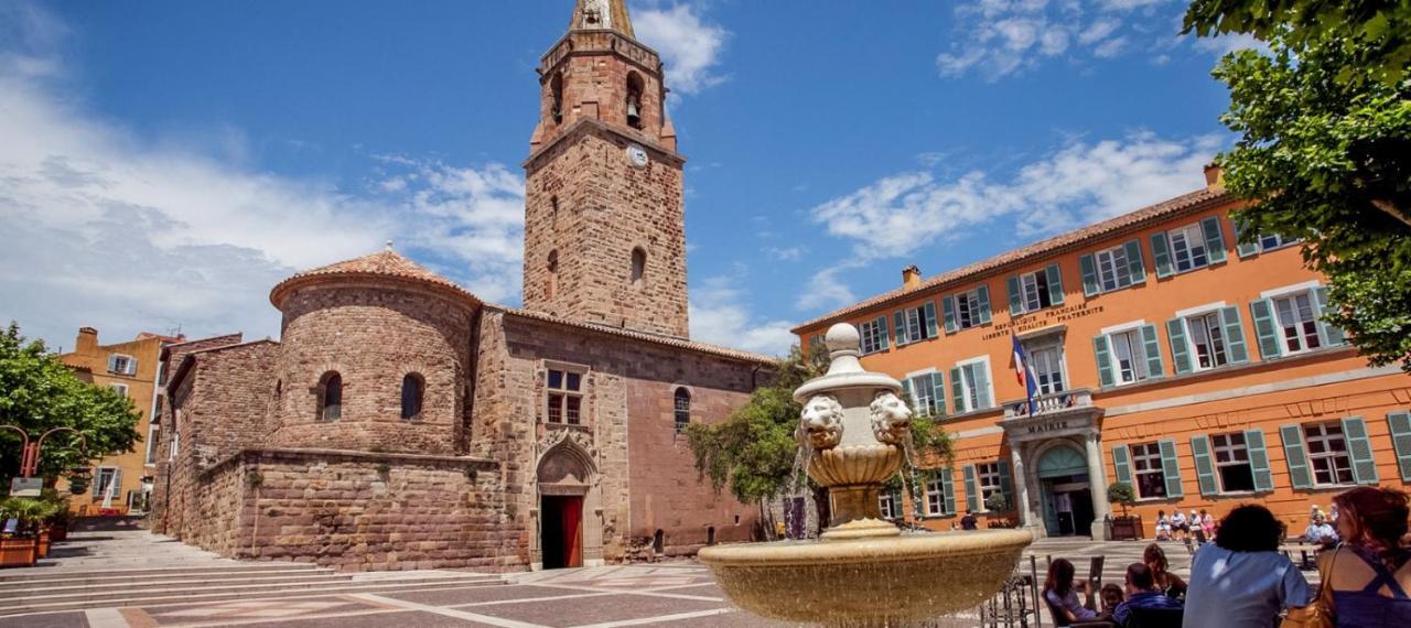 Splendide Studio Au Coeur Historique De Frejus